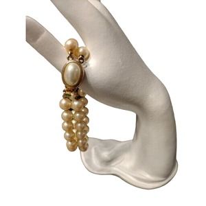 VINTAGE CAROL LEE KNOTTED GLASS PEARL TWO STRAND BRACELET - SIGNED